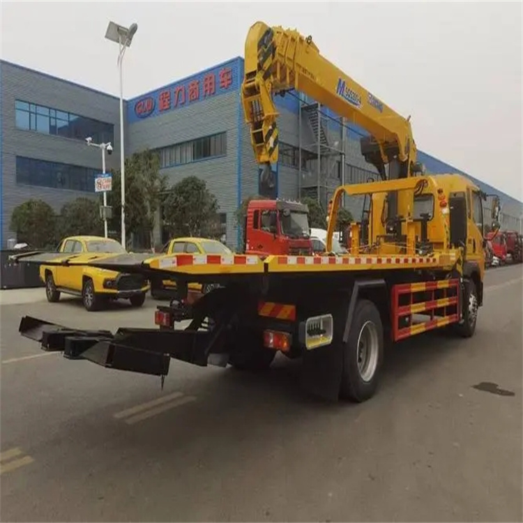 渔薪镇附近小随车吊出租电话，轻松解决搬运烦恼